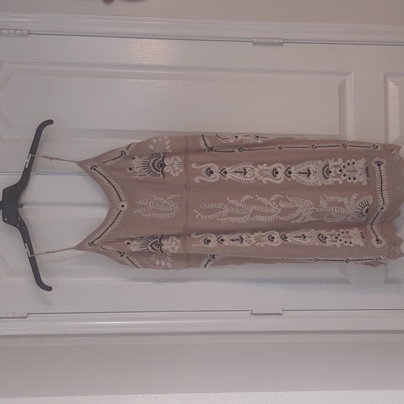 Maeve shift dress - Picture 10 of 12